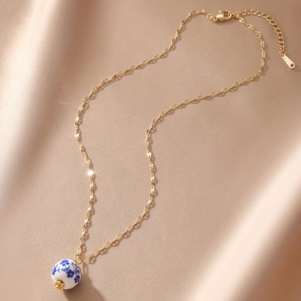 NEW Elegant Gold and Blue Floral Toile Pendant Necklace